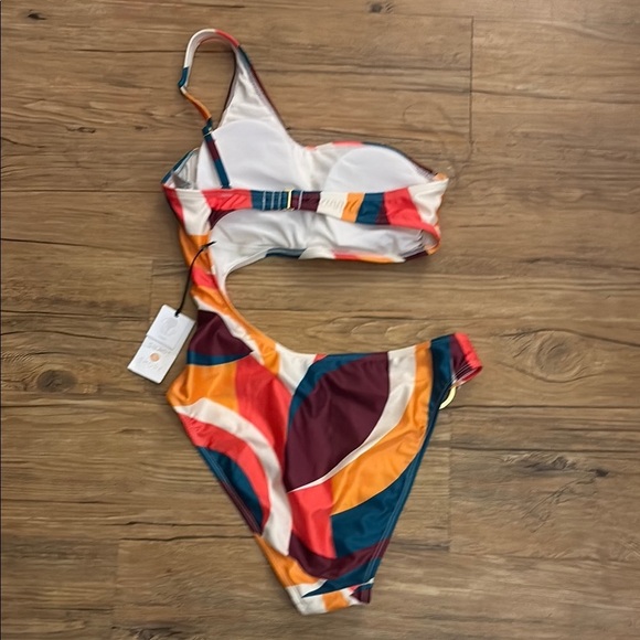 NWT- Shade & Shore One Shoulder Cut Out One Piece Swimsuit-S - Picture 5 of 6